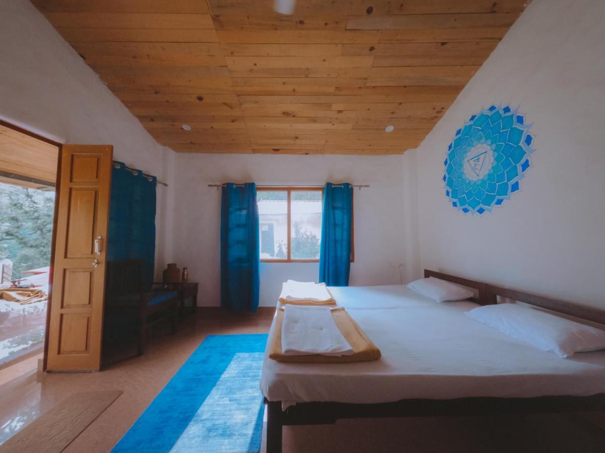Shiv Shakti Yogpeeth Cottages Rishikesh Exterior photo