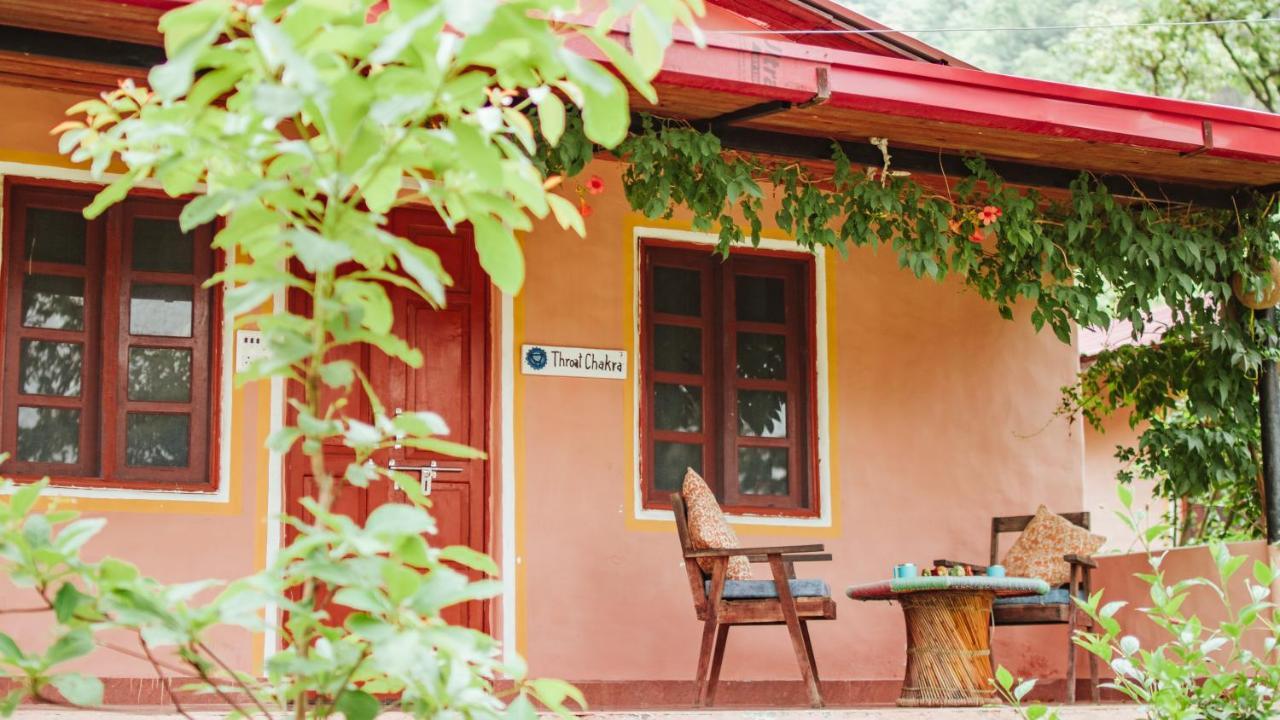 Shiv Shakti Yogpeeth Cottages Rishikesh Exterior photo
