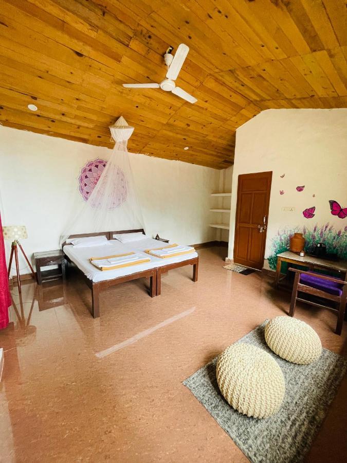 Shiv Shakti Yogpeeth Cottages Rishikesh Exterior photo