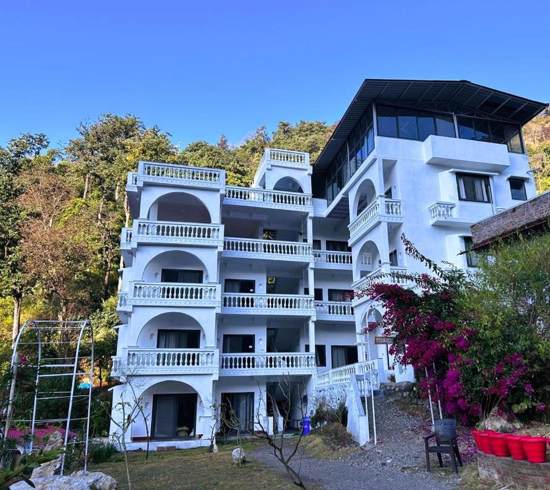 Shiv Shakti Yogpeeth Cottages Rishikesh Exterior photo